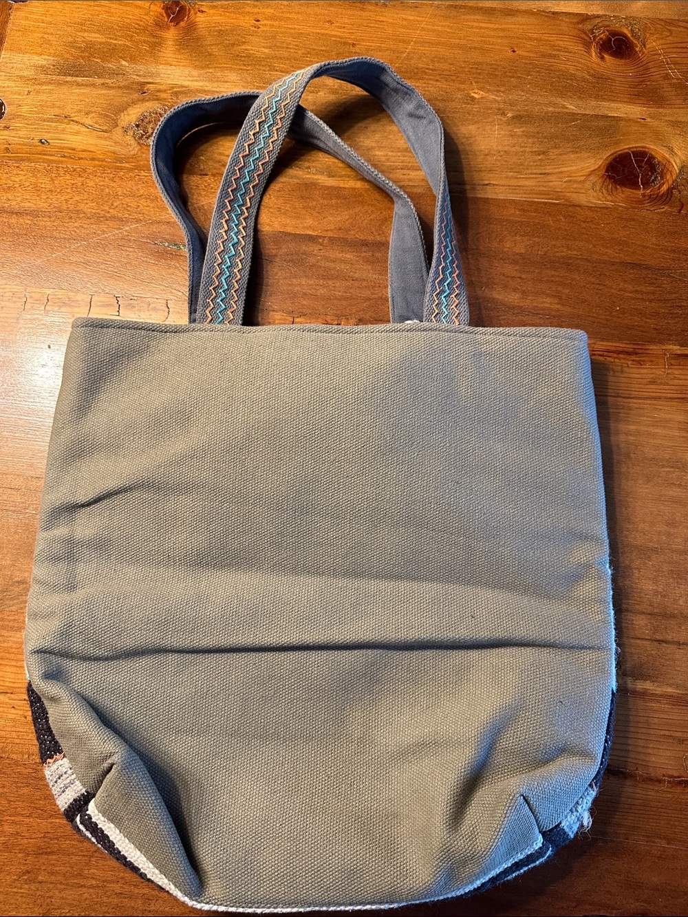 Chloe and Lex southwestern boho tote bag - Picture 3 of 8